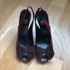 Moschino Cheap And Chic Peep Toe